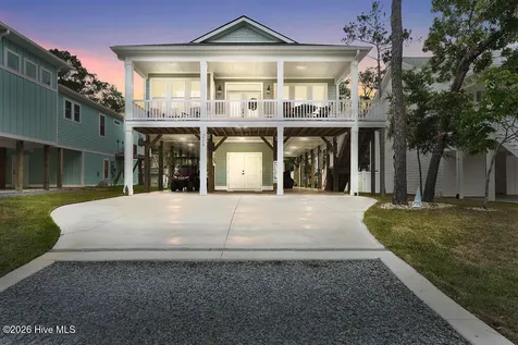 214 NE 37th Street Oak Island NC 28465