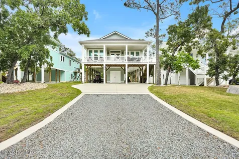214 NE 37th Street Oak Island NC 28465