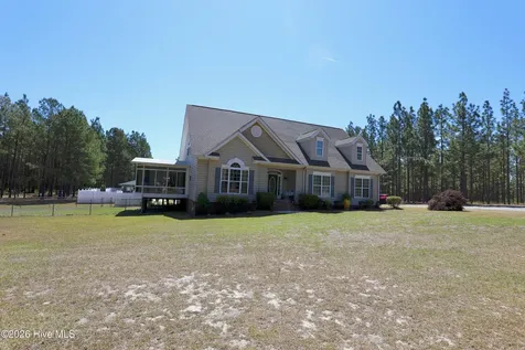436 Millwork Lane Aberdeen NC 28315