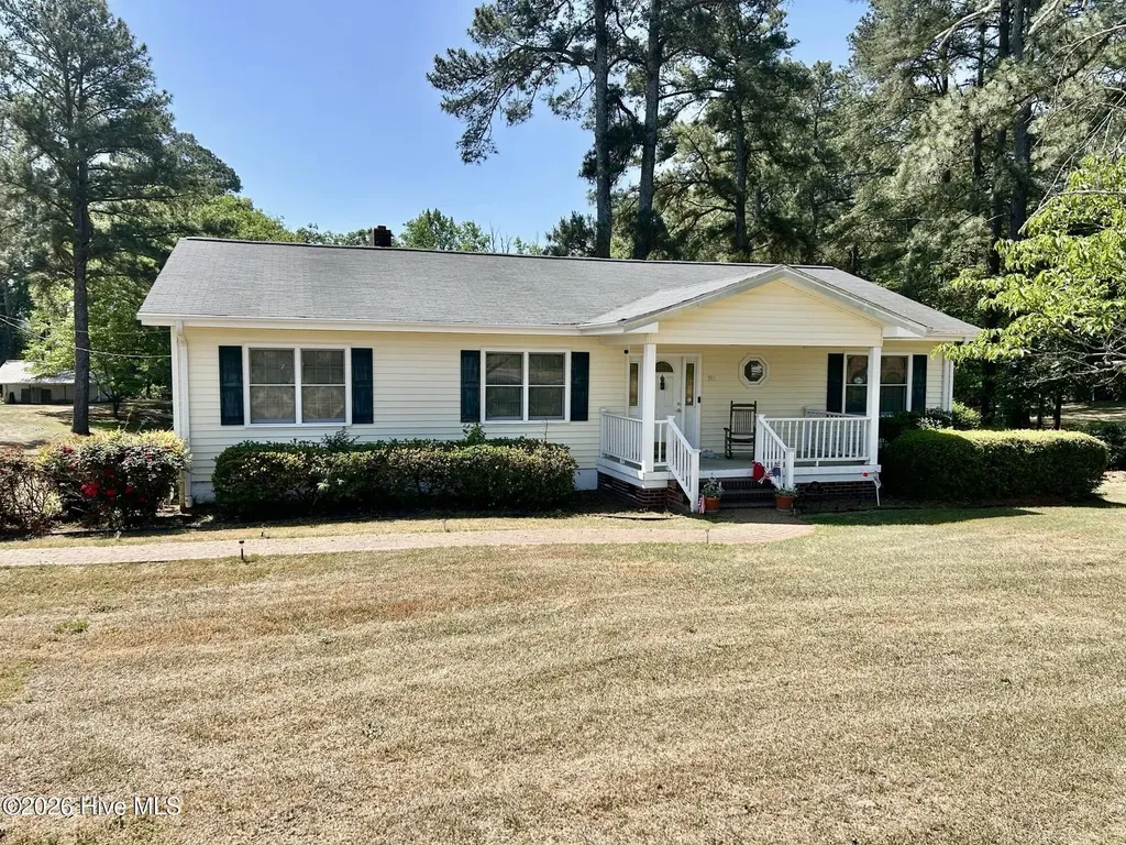 397 Johns Road Maxton NC 28364