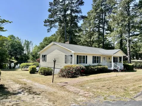 397 Johns Road Maxton NC 28364