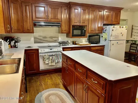 397 Johns Road Maxton NC 28364