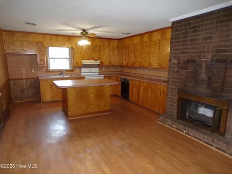 6518 Fairway Drive Grifton NC 28530