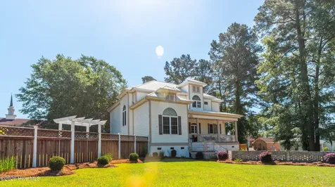 109 Weaver Drive Lake Waccamaw NC 28450