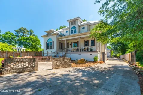 109 Weaver Drive Lake Waccamaw NC 28450