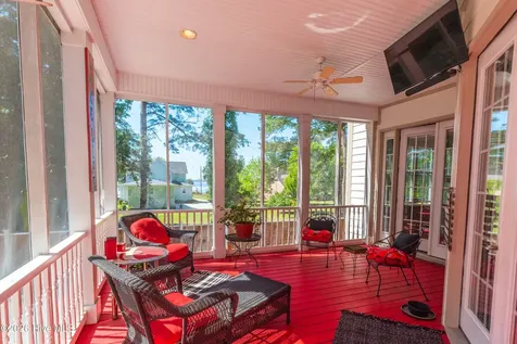 109 Weaver Drive Lake Waccamaw NC 28450