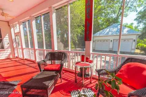 109 Weaver Drive Lake Waccamaw NC 28450