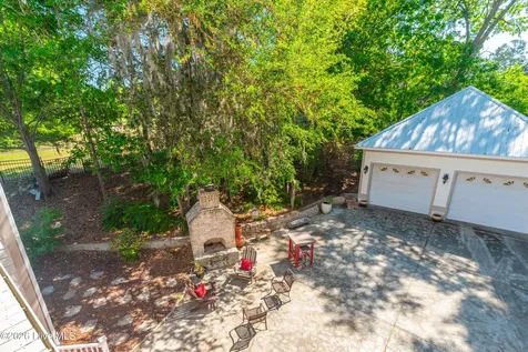 109 Weaver Drive Lake Waccamaw NC 28450