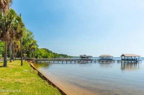 109 Weaver Drive Lake Waccamaw NC 28450