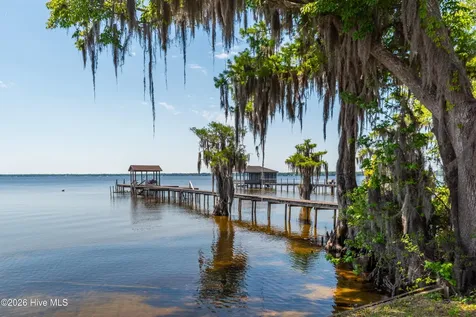 109 Weaver Drive Lake Waccamaw NC 28450