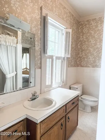 103 S Pender Street Fremont NC 27830