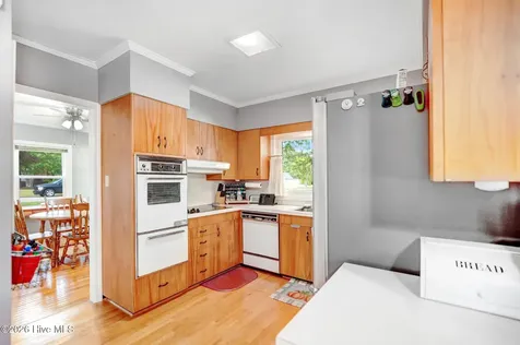1000 Westminster Lane Kinston NC 28501