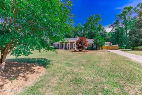 164 Friendly Drive Wallace NC 28466