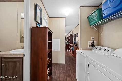 211 NE 76th Street Oak Island NC 28465