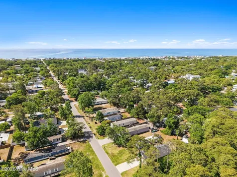 211 NE 76th Street Oak Island NC 28465