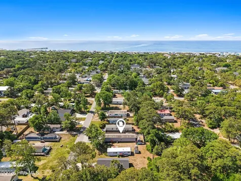211 NE 76th Street Oak Island NC 28465