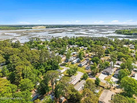 211 NE 76th Street Oak Island NC 28465