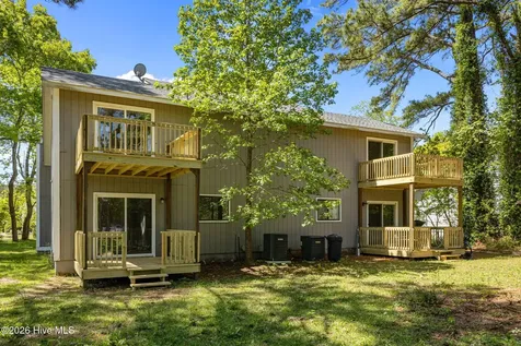 111-113 Short Street Beaufort NC 28516