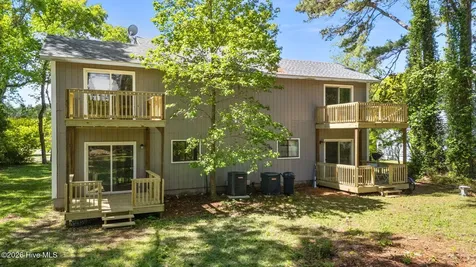 111-113 Short Street Beaufort NC 28516