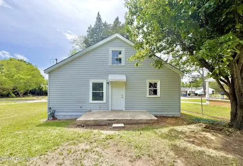 1513 Stroud Avenue Kinston NC 28501