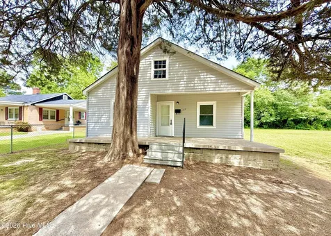 1513 Stroud Avenue Kinston NC 28501