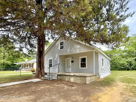 1513 Stroud Avenue Kinston NC 28501
