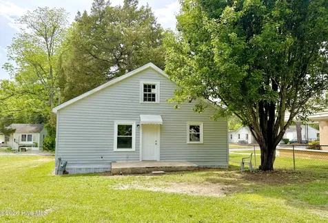 1513 Stroud Avenue Kinston NC 28501