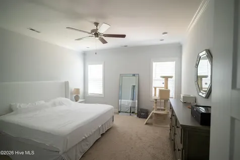 6033 Sand Ridge Avenue Wilmington NC 28409
