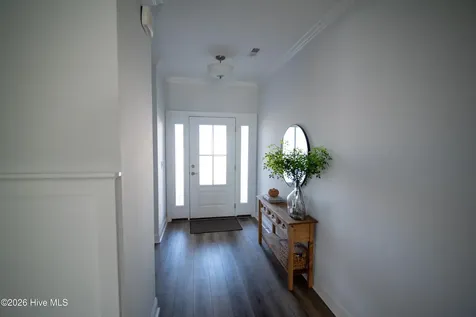 6033 Sand Ridge Avenue Wilmington NC 28409