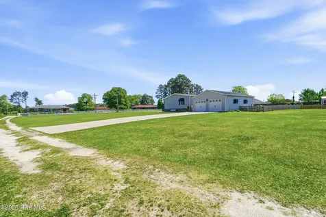 545 Koonce Fork Road Richlands NC 28574