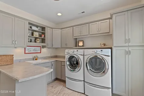 3782 Ridge Crest Drive Southport NC 28461