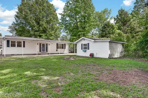 1115 Clifton Road Jacksonville NC 28540