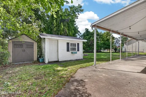 1115 Clifton Road Jacksonville NC 28540