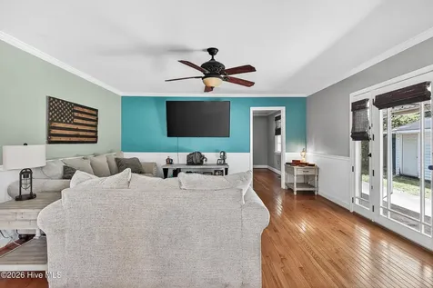 1115 Clifton Road Jacksonville NC 28540