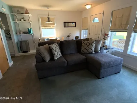 123 Lasseters Landing Columbia NC 27925