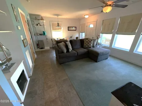 123 Lasseters Landing Columbia NC 27925