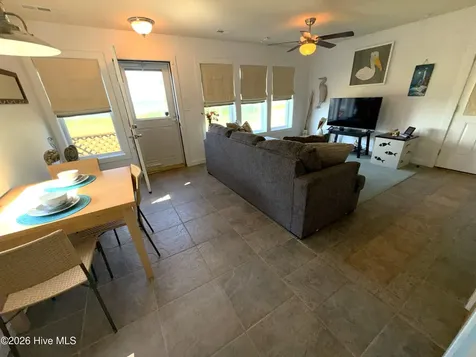 123 Lasseters Landing Columbia NC 27925
