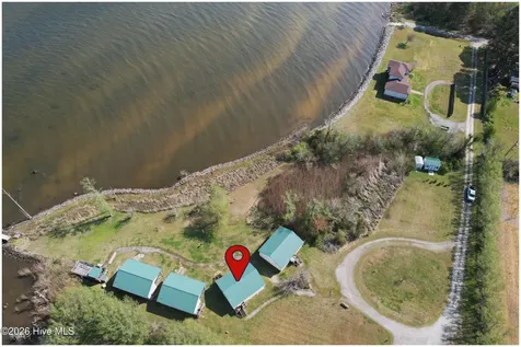 123 Lasseters Landing Columbia NC 27925