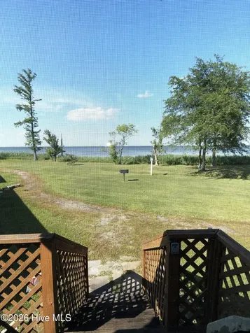 123 Lasseters Landing Columbia NC 27925