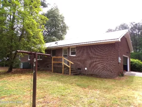 3304 Tar Landing Road Williamston NC 27892