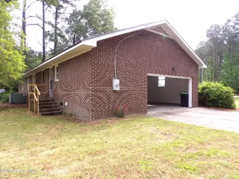 3304 Tar Landing Road Williamston NC 27892