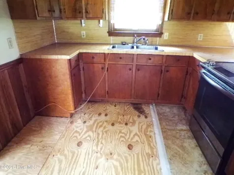 3304 Tar Landing Road Williamston NC 27892
