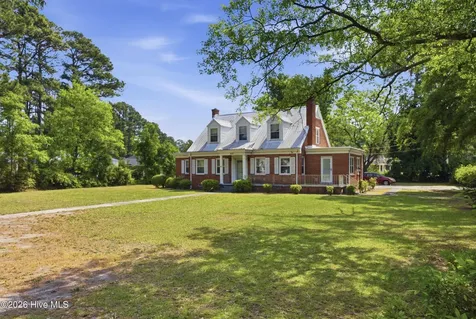 609 S Main Street Red Springs NC 28377