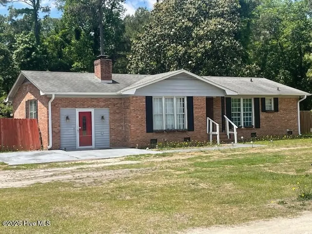 81 Grey Moss Lane Elizabethtown NC 28337