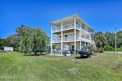 480 Chadwick Acres Road Sneads Ferry NC 28460