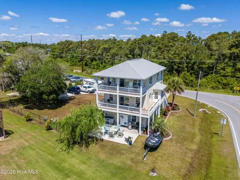 480 Chadwick Acres Road Sneads Ferry NC 28460