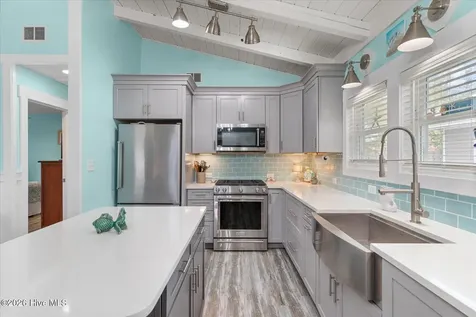 104 SE 5th Street Oak Island NC 28465