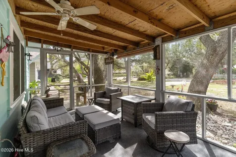 104 SE 5th Street Oak Island NC 28465
