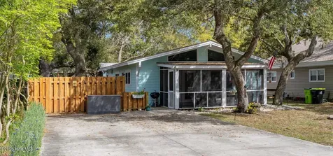 104 SE 5th Street Oak Island NC 28465
