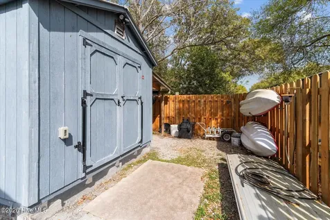 104 SE 5th Street Oak Island NC 28465